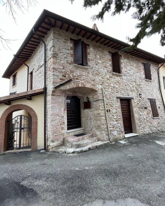 Casa Vacanze Vecchio Frantoio Residenza Leccino Spoleto Exterior foto