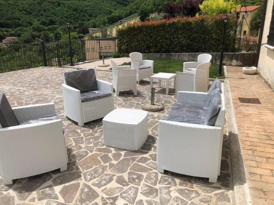 Casa Vacanze Vecchio Frantoio Residenza Leccino Spoleto Exterior foto