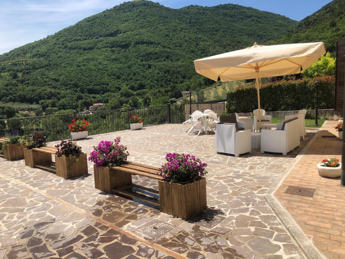 Casa Vacanze Vecchio Frantoio Residenza Leccino Spoleto Exterior foto